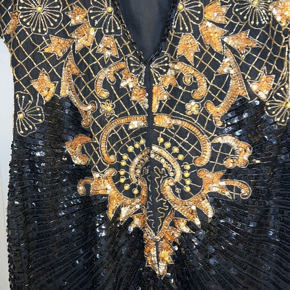 Beautiful Vintage Silk Beaded Black and Gold Dress size M by Carina - Picture 9 of 15